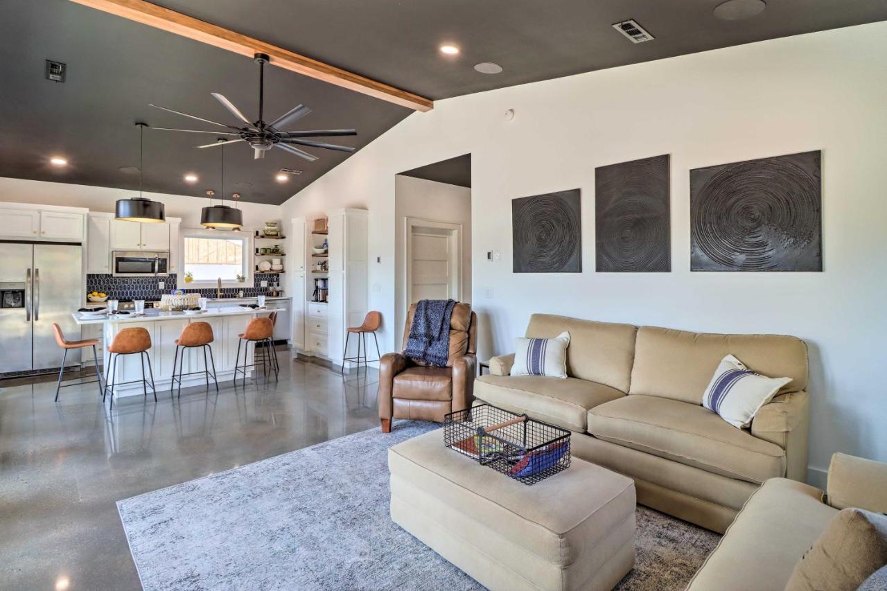 Modern Norfork House With Patio On White River! المظهر الخارجي الصورة