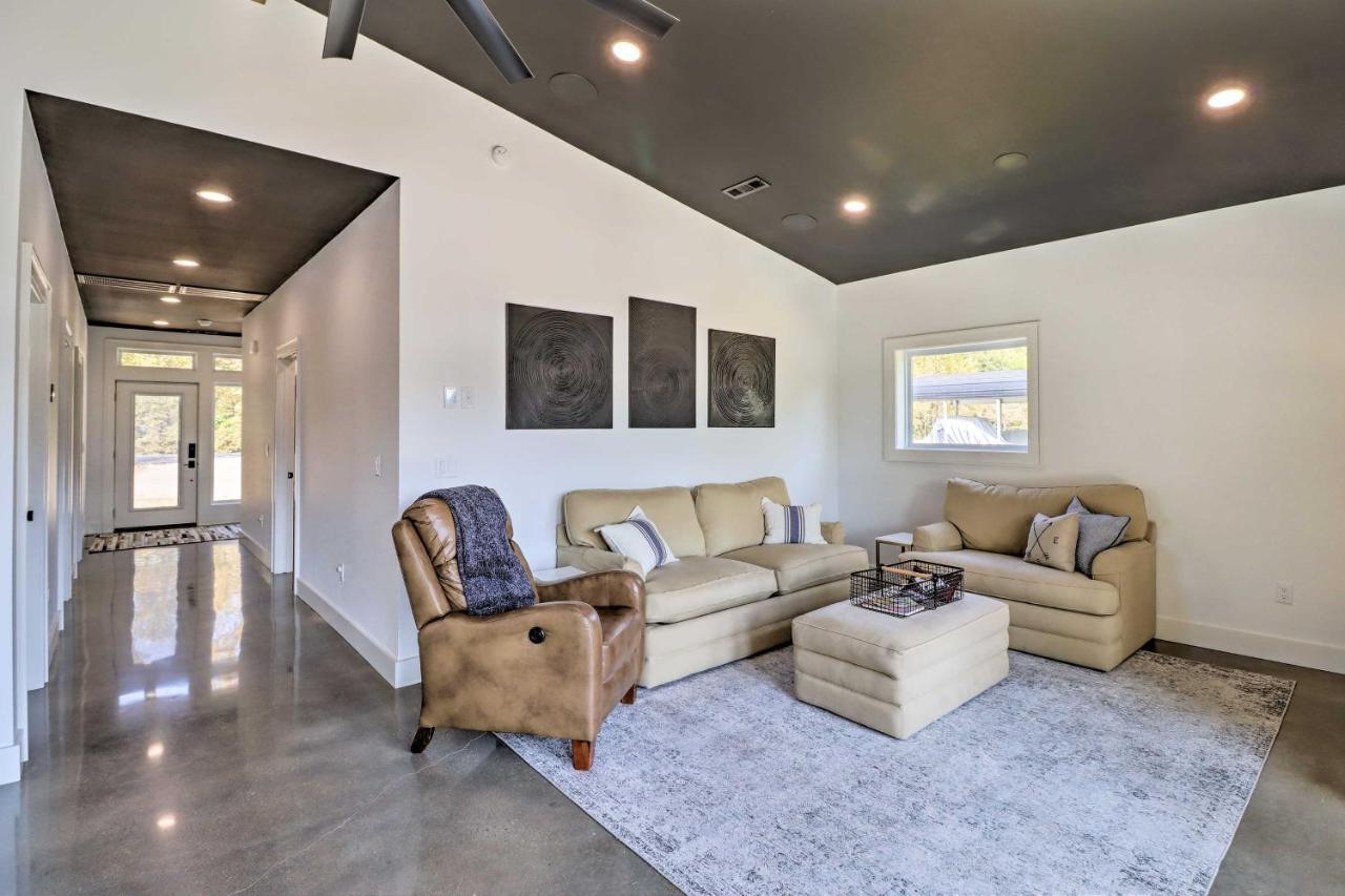 Modern Norfork House With Patio On White River! المظهر الخارجي الصورة