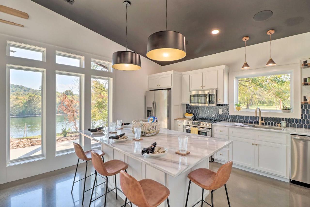Modern Norfork House With Patio On White River! المظهر الخارجي الصورة